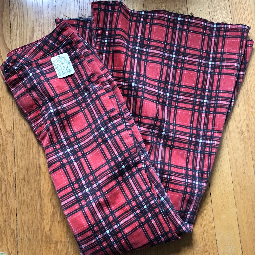 NWT Just Float On flare jeans